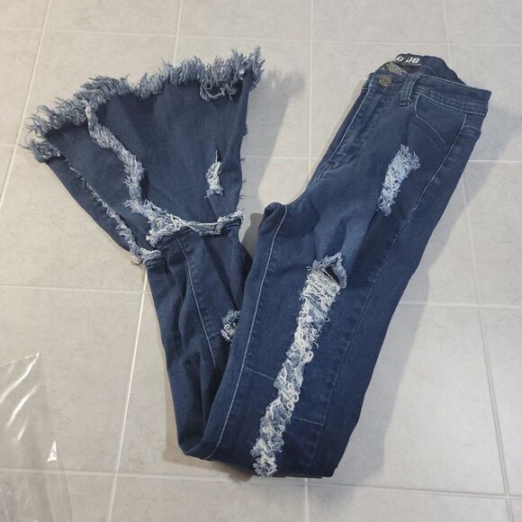 JC & JQ Womens Blue Dark Wash High Rise Stretch Denim Flared Jeans Size Small - Picture 4 of 8